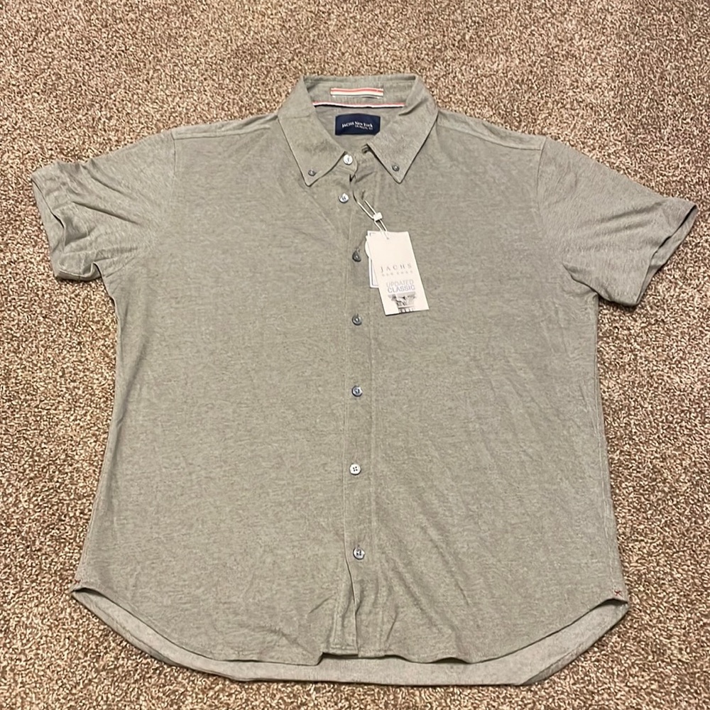 Jachs New York Olive Knit Oxford Stretch Short Sleeve Shirt. Men’s size L. NWT